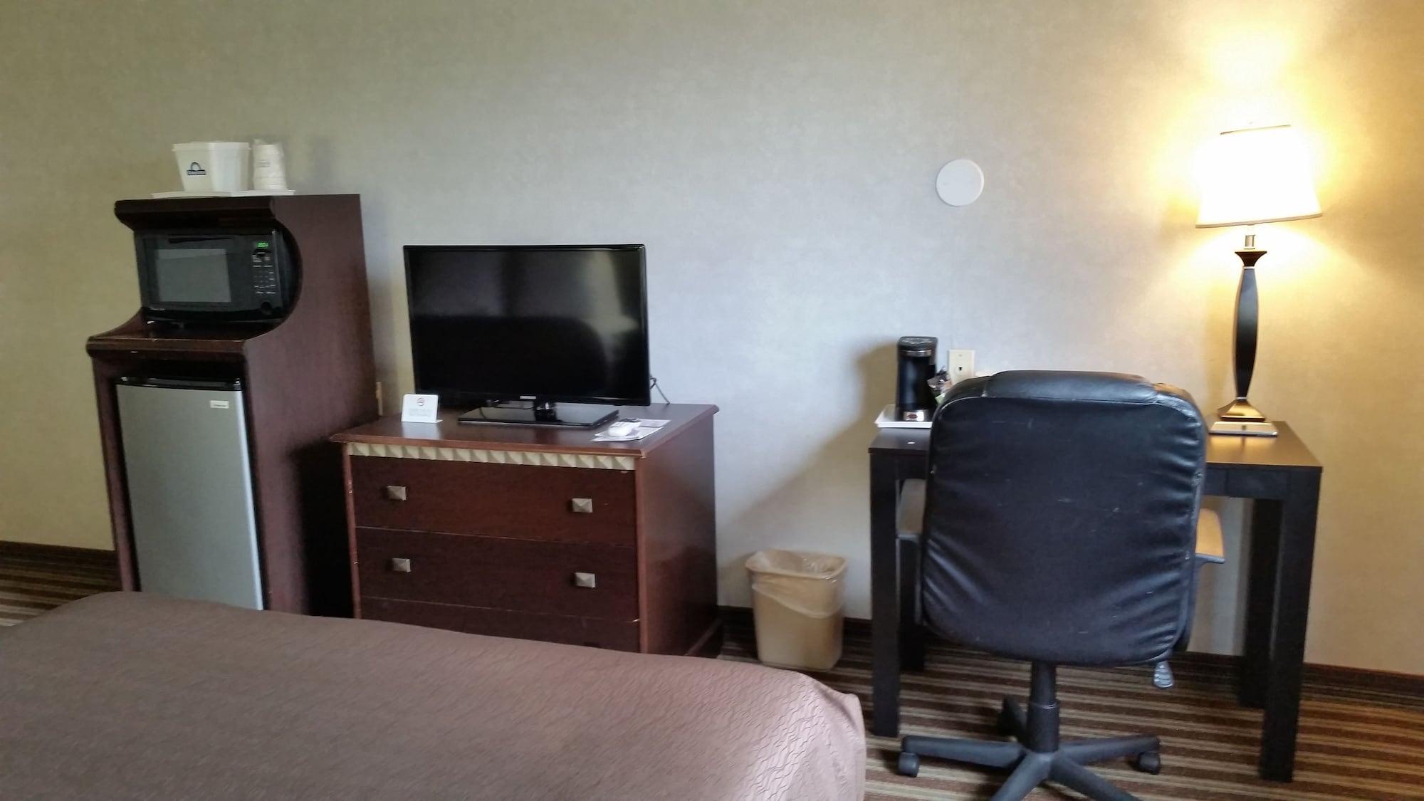 Days Inn & Suites By Wyndham Vancouver Bagian luar foto